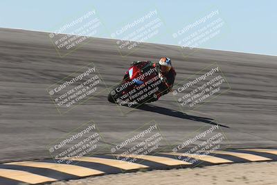 media/Oct-13-2025-Moto Forza (Mon) [[a66d839500]]/3-B Group/Session 2 (Bowl)/